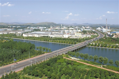 擔(dān)當(dāng)落實 突破提升 萊蕪高新區(qū)打響“跑步前進”發(fā)令槍